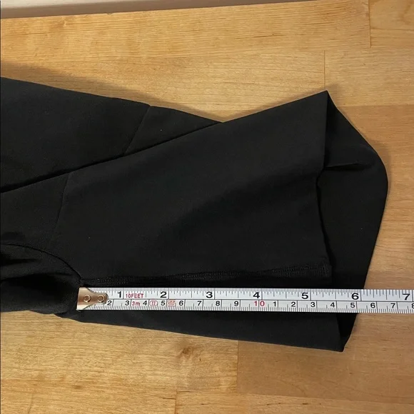 Assets by Spanx black one piece shapewear bodysuit with shorts women’s size 1X - Picture 12 of 13